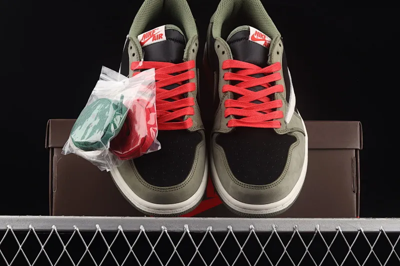 All Categories Air Jordan Jordan Series Basketball Shoes Air Jordan 1 Low Travis Scott x Air Jordan 1 Low AJ1 Joe 1 Black Green Undercut Low-top Cultural Sneakers CQ4277-008